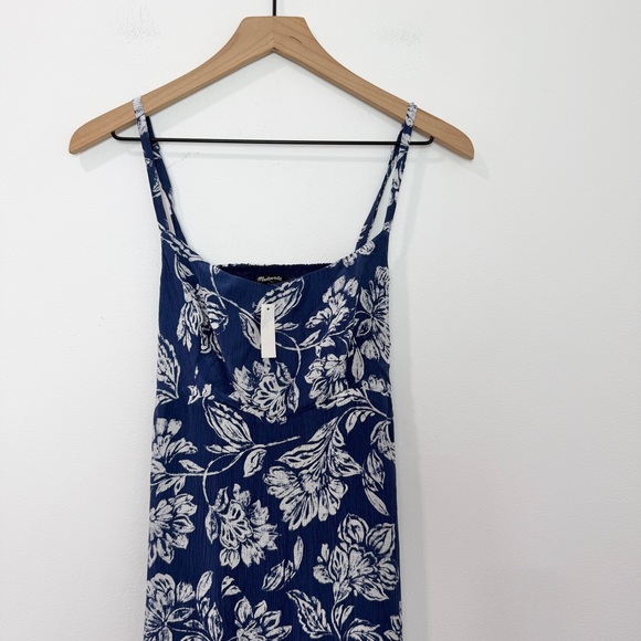 Madewell Textured Maxi Slip Dress in Floral Saylor Floral Navy Size 6 NWT - Picture 5 of 10